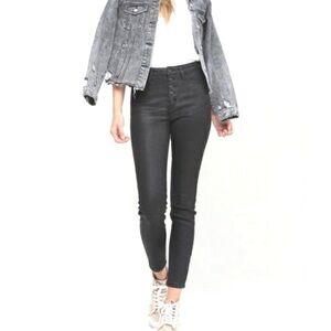 Vervet black (leather look) waxed jean